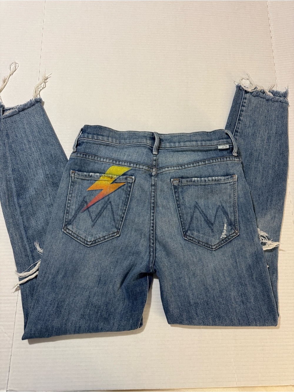 MOTHER Helter SkelterLight Blue Distressed Ankle Crop Jeans with Frayed Hem 129